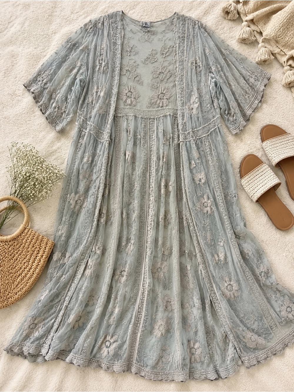 POL Embroidered Lace Mesh Duster Kimono Cardigan Gray Blue Boho Romantic M/L